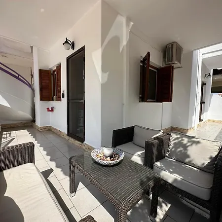 Apartment Aura Ofrínion